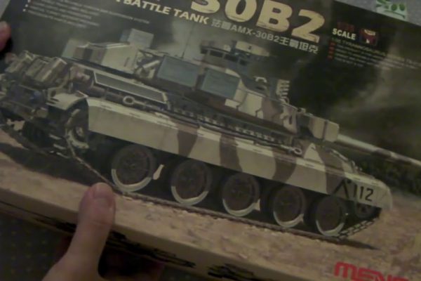 AMX 30 B2 de Meng Model au 1/35 : ouverture du kit