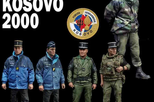 Figurines Gendarmes francais Kosovo 2000 1/35 Blast Models 1
