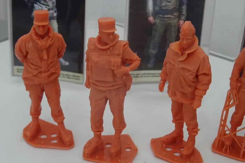 Figurines Gendarmes francais Kosovo 2000 1/35 Blast Models 4